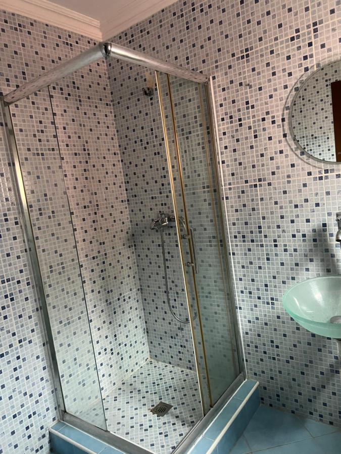 Guest House La Plaza Luanda Ngoại thất bức ảnh